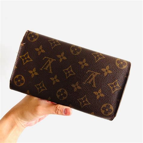 louis vuitton portemonee met dieren|Products by Louis Vuitton: Sarah Wallet.